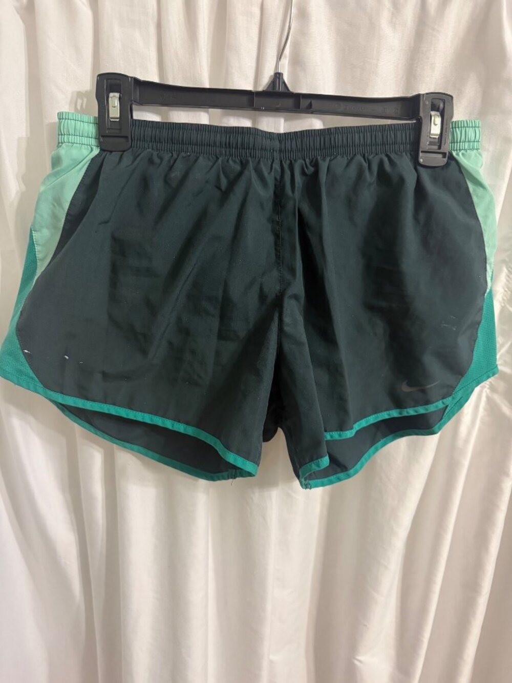 Nike Womens Dri-Fit Athletic Running Shorts Green & Teal Size M